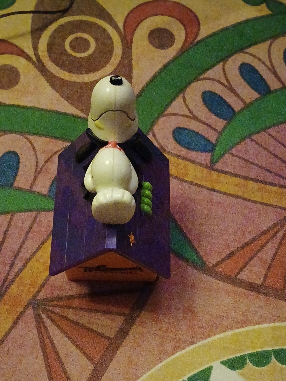 Vintage 1990s Peanuts Halloween Dog House